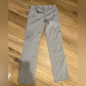 GoSilk Gray Cargo Pants - Size 6
